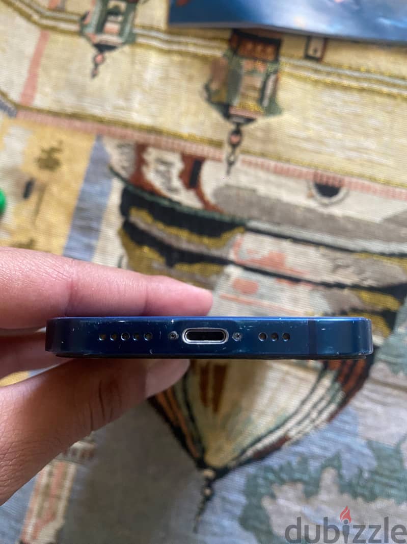 iPhone 12 5