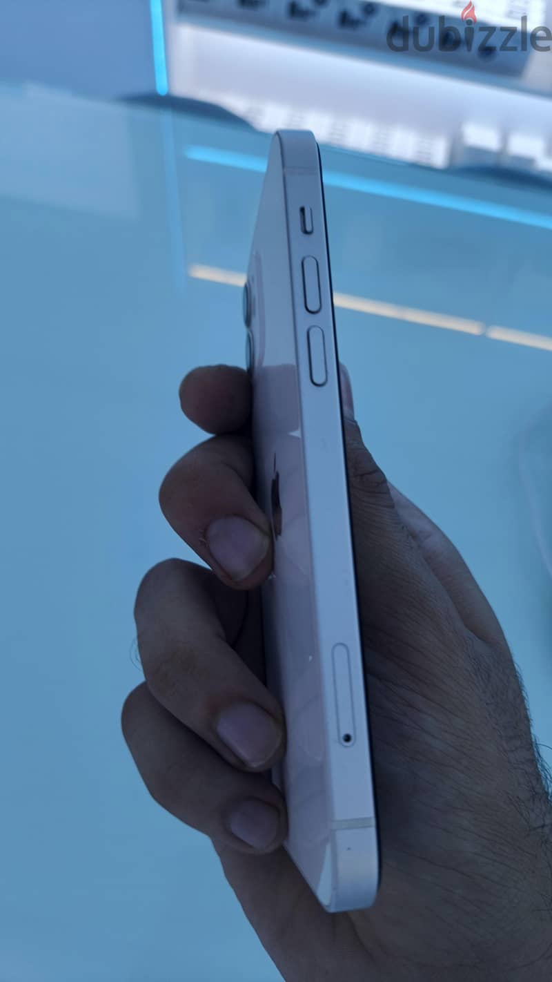 Apple - iPhone 12 4