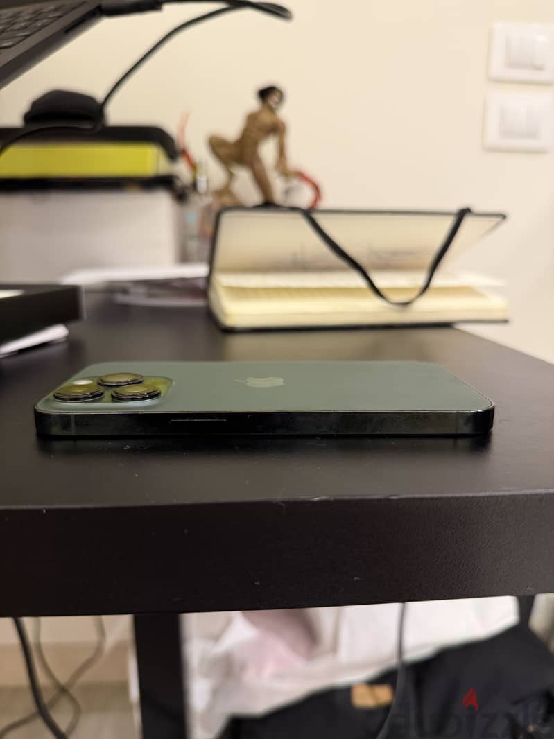 Apple - iPhone 13 Pro 1