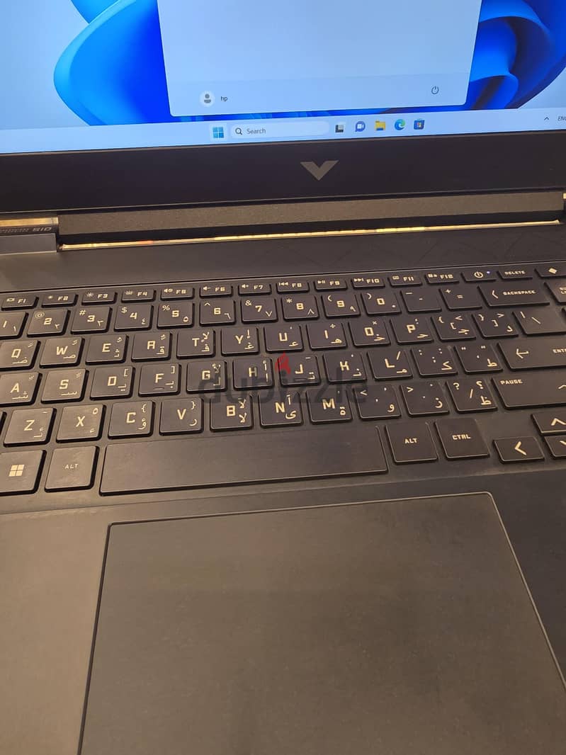 HP VICTUS 5