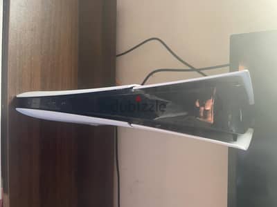 جهاز بلايستيشن ٥سليم ديجيتال اسخدام كالجديد ولا خدش فيه