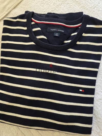 TOMMY HILFIGER USA . SIZE L