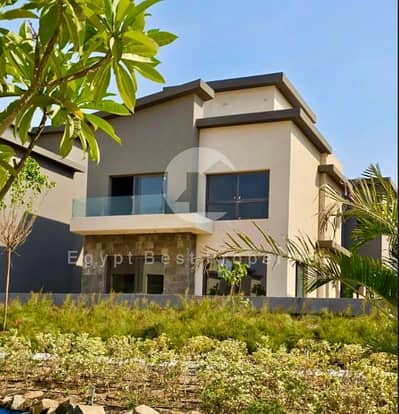 Lowest Ready to Move Luxury Villa with Lake View in Creek Town for Sale | Only 10% Downpayment