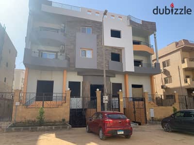 610m² triplex in Tamr Henna, ready for immediate handover—direct from the owner.