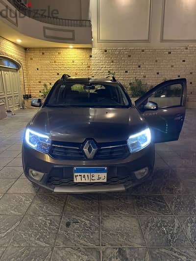رينو سانديرو ستيب واى 2019