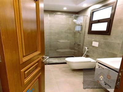 LUXURY FINISHED APARTMENT FOR SALE . . ON SUEZ ROAD DIRECT