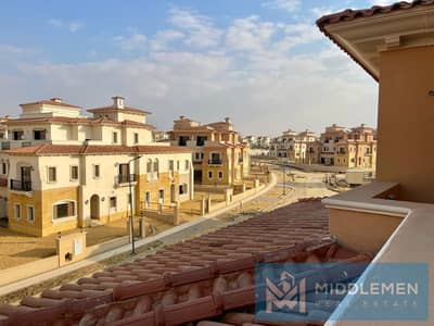 Quattro villa 255m prime location under market price ready to move city gate new cairo