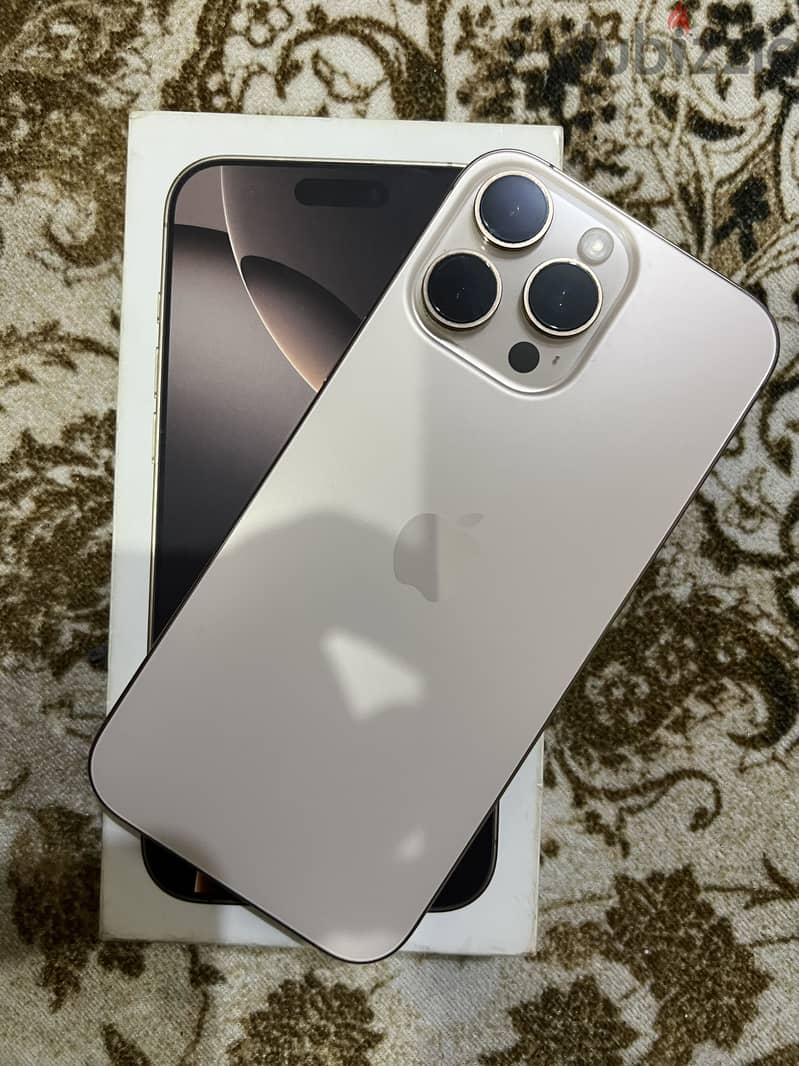 Apple - iPhone 16 Pro Max 1