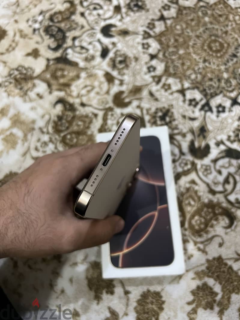 Apple - iPhone 16 Pro Max 5
