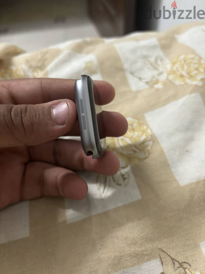 Apple Watch seris 11 46 mm battery 100 4