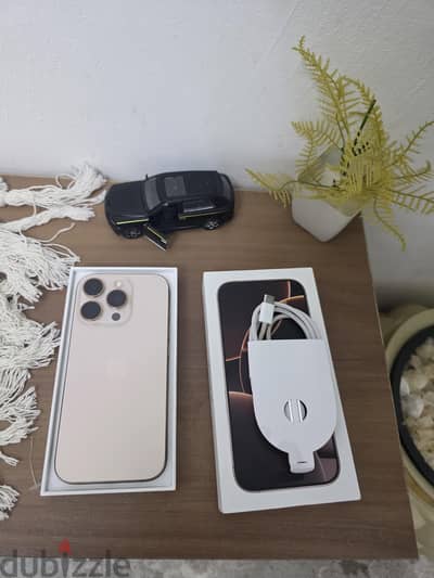 Apple - iPhone 16 Pro