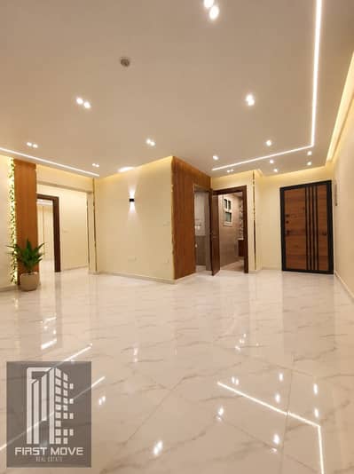 Apartment for sale in the Mountain View compound, prime location in the heart of the Fifth Settlement, in front of Rehab, minutes to Future City. Ultra-modern finishing, immediate delivery, ready for inspection, north view, fully furnished. Apartment for sale in the Mountain View compound, prime location in the heart of the Fifth Settlement, in front of Rehab, minutes to Future City. Ultra-modern finishing, immediate delivery, ready for inspection, north view, fully furnished.