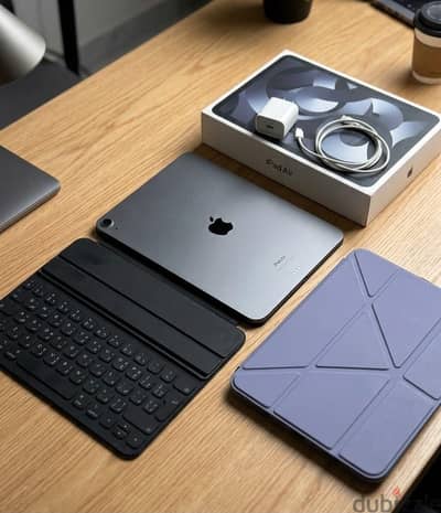 iPad Air 5 بمعالج M1 مساحة 256g
