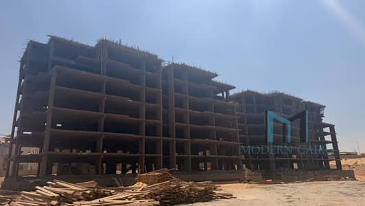 شقة غرفتين متشطبة بالكامل في التجمع الخامس استلام سنتين بمقدم 500 ألف وتقسيط 10 سنين | Avelin Residence