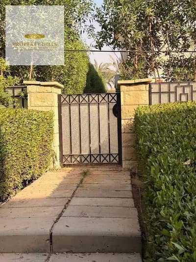 I will sell a villa at a bargain price ready for viewing next to AUC Fifth Settlement. Its area is large 261m available for cash or installments annual payments   Unit type: Villa  Area: 261 meters