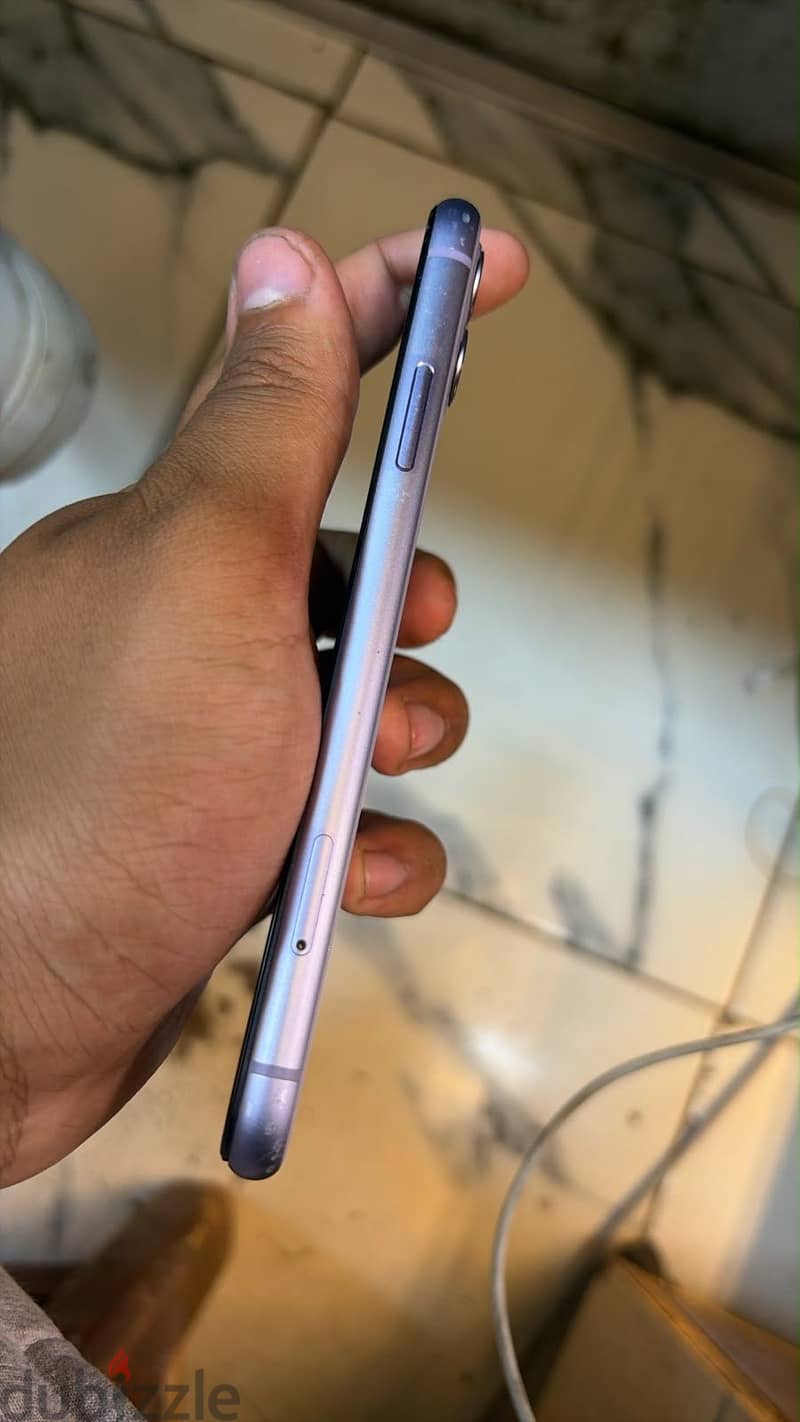 Apple - iPhone 11 4