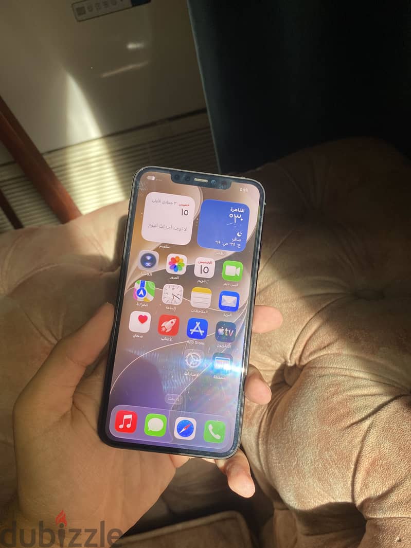 Apple - iPhone 11 Pro Max 2
