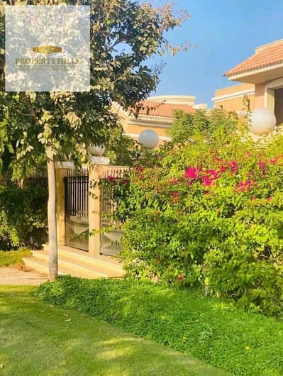 هبيع فيلا لضرورة بسعر لقطه جمب مدينتي دايركت مساحتها 220 م بڤيو بجاردن كبيره بڤيو علي مساحات خضراء ولاند سكيب   نوع الوحده: فيلا  المساحه: 220 متر  ال
