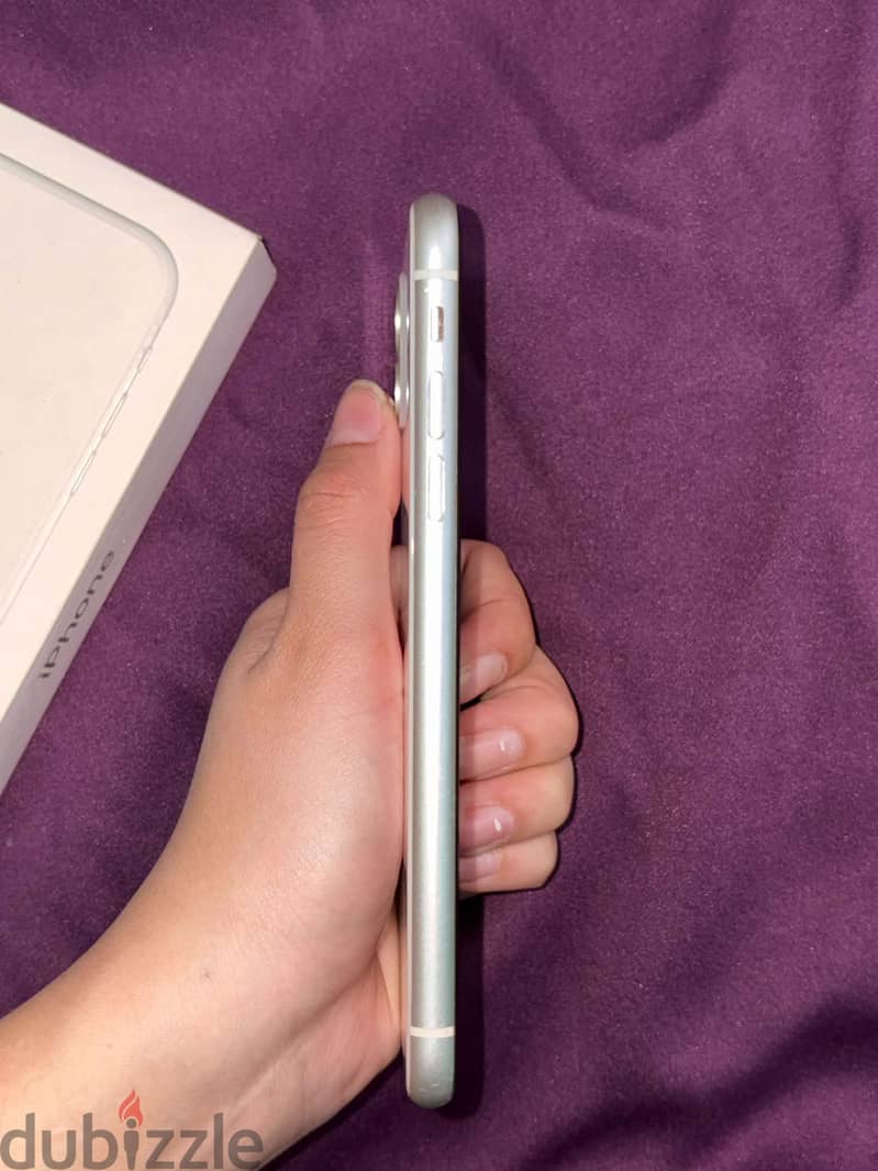 Apple - iPhone 11 3