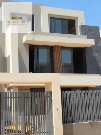 بأقل سعر فيلا منفصلة للبيع من لافيستا في كمبوند الباتيو هيلز التجمع السادس