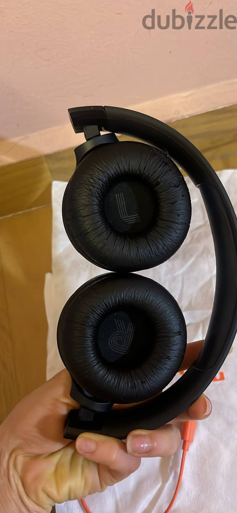 JBL Tune 520BT 1