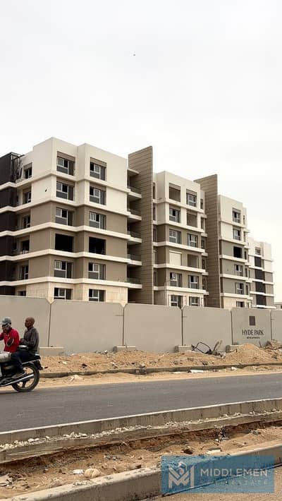 apartment 191m prime location  Open View Overlooking Villas and Garden Ville ready to move hyde park new cairo