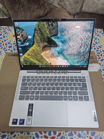 Lenovo IdeaPad Slim 5 ultra 7.   استخدام ٤ ايام