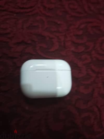 سماعة Apple AirPods (كوبي عالية الجودة) - حالة ممتازة بسعر لقطة!
