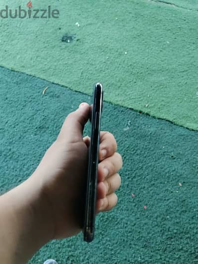 Apple - iPhone X