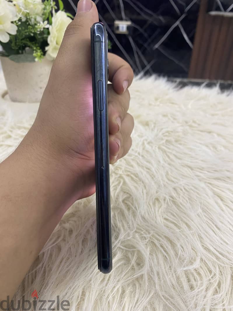 iPhone 11 Pro Max 512GB 5