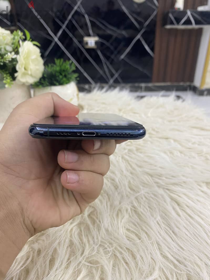 iPhone 11 Pro Max 512GB 7