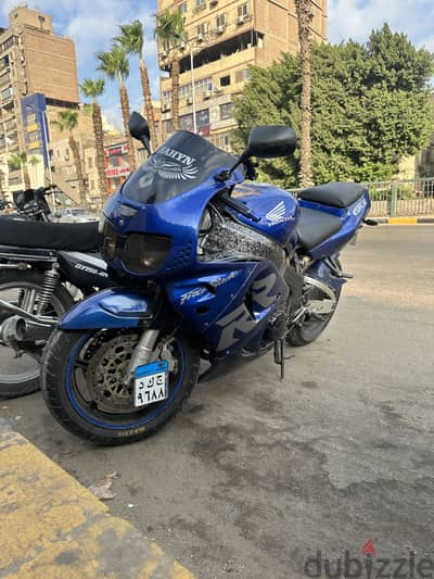 Honda CBR919 97 قطعة نادرة موتور حرير