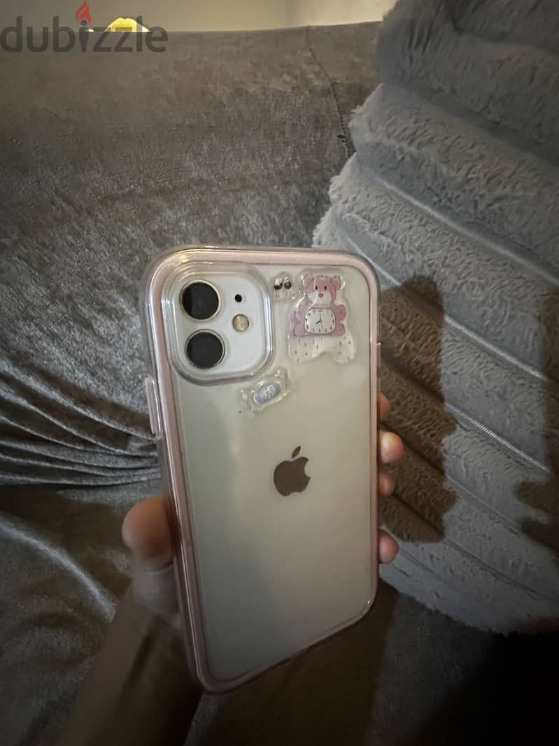 Apple - iPhone 11 4
