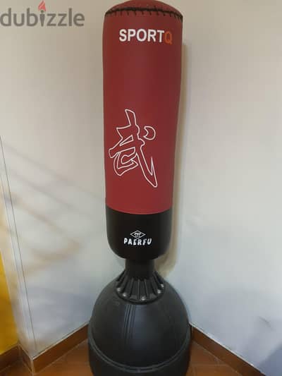 boxing stand