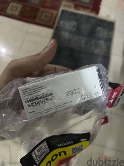 للبيع جديد  4 AirPods من آبل وارد السعودية