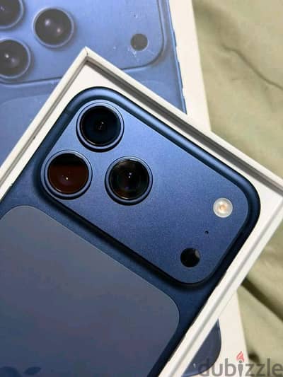 آبل - آيفون 17 برو ماكس