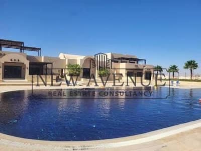 بنتهاوس تشطيب كامل 3 غرف باطلاله مميزه علي البحر بأفضل سعر في مكادي هايتس  Makadi Heights