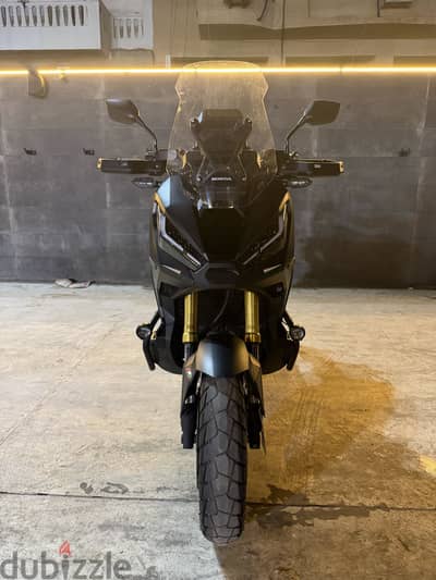هوندا xadv 750 cc لون اسود موديل 2024