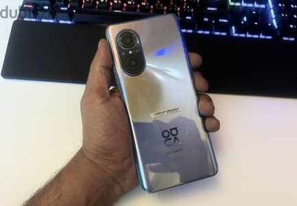 hwawei nova 9se  بالعلبة