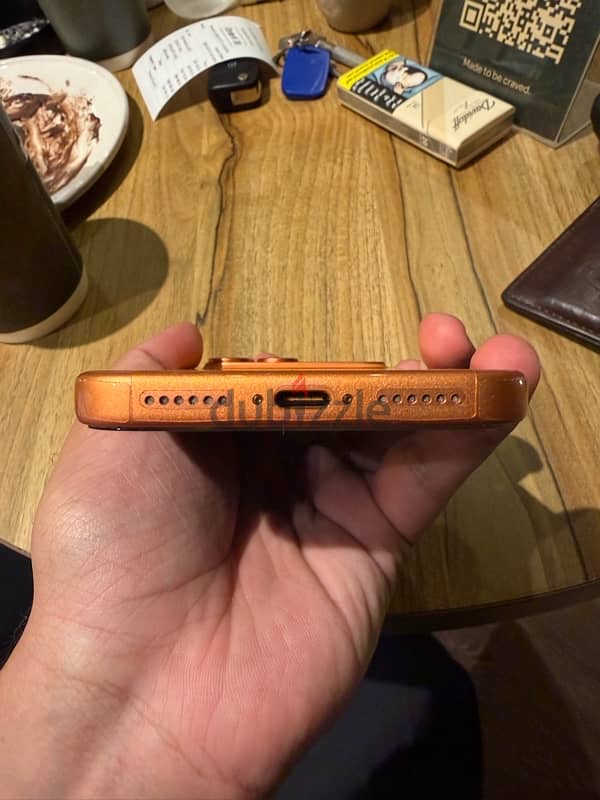 iphone 17 pro max - perfect condition 1