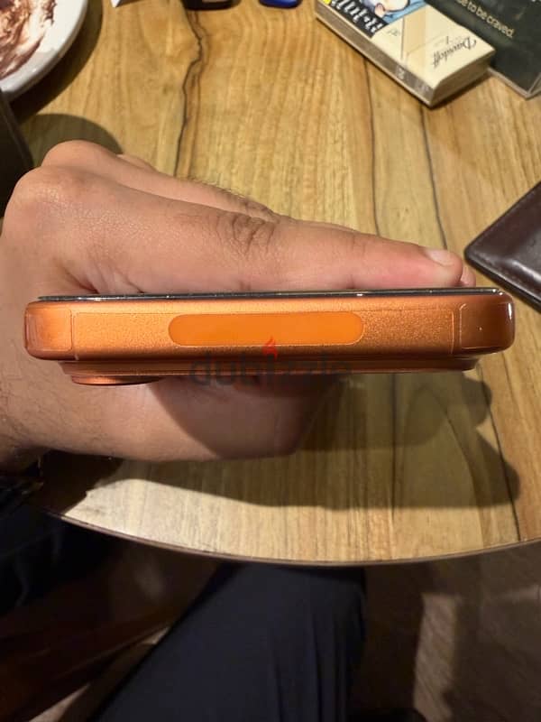 iphone 17 pro max - perfect condition 2