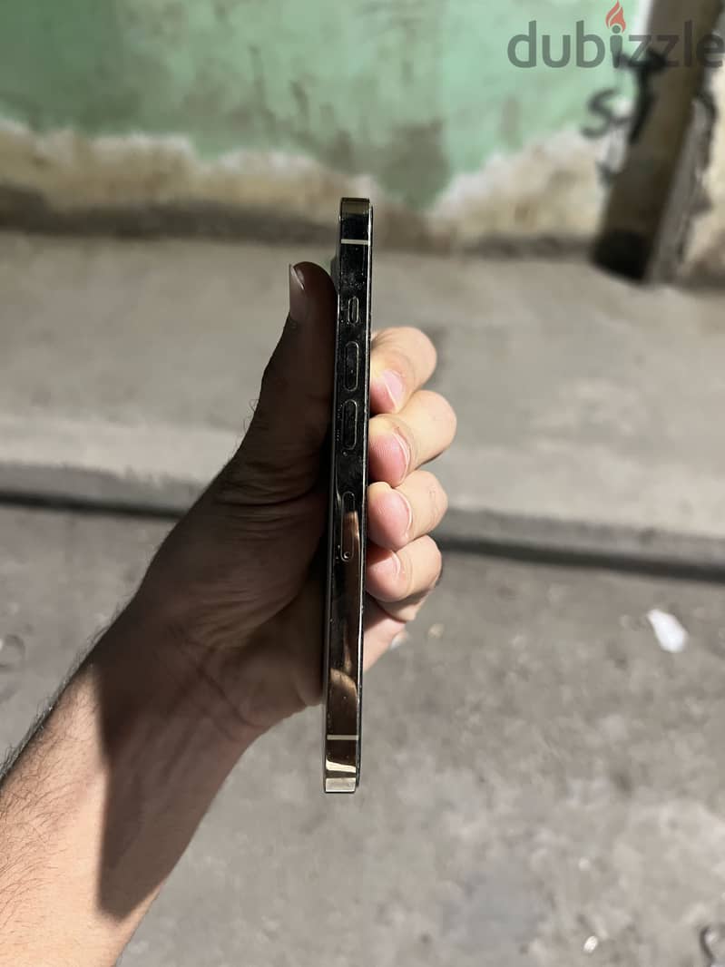 Apple - iPhone 13 Pro 1