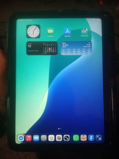 iPad 10gen like new