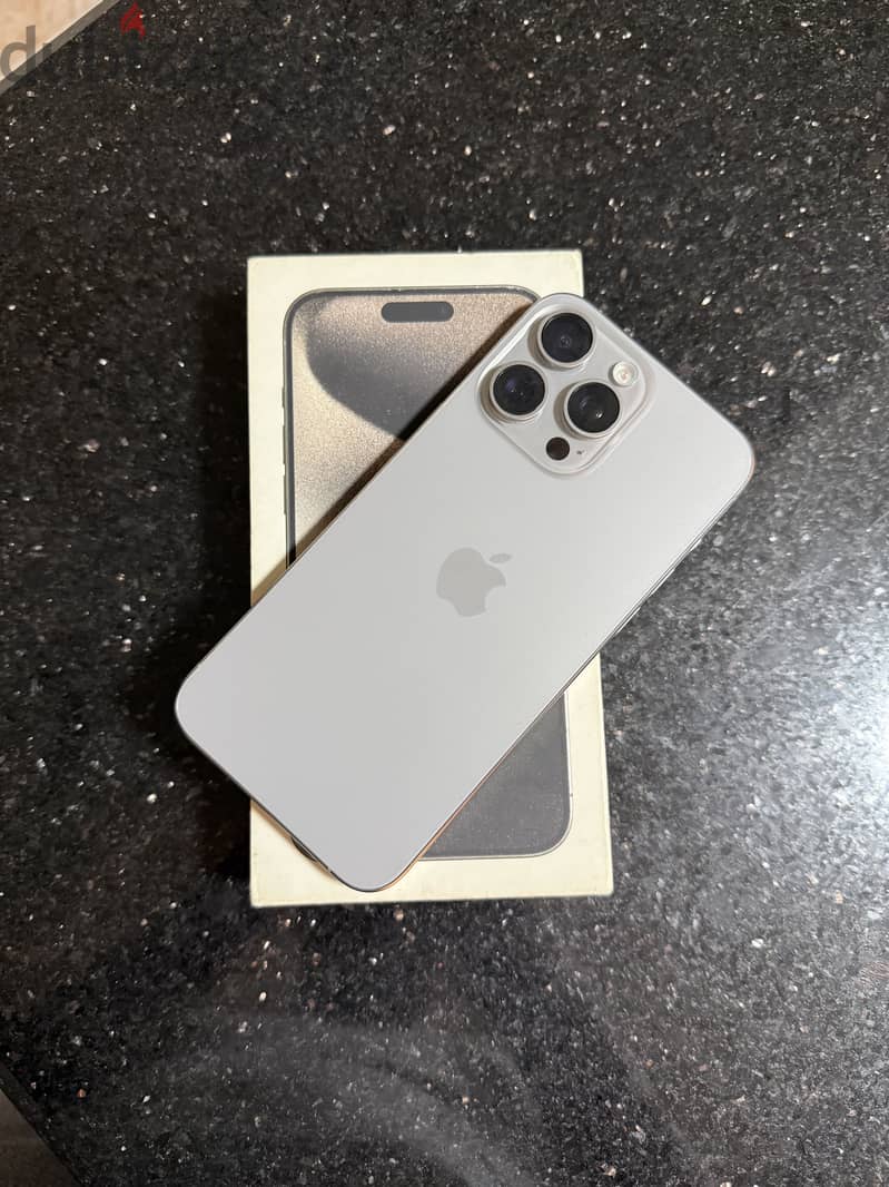 Apple - iPhone 15 Pro Max 2