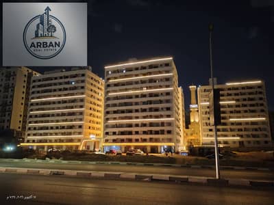 For rent, a furnished hotel apartment with new furniture, first occupancy in Zahraa Al-Maadi next to Wadi Degla Club. A very special, quiet location, a new tower in a new area with security and elevators, five minutes to Fifty Mall, restaurants, global brands, and main roads.