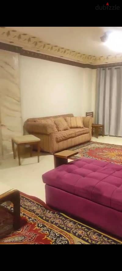 For rent furnished for families in the area of five steps to the gateway and Street of Wealth and Street 5th long terms only