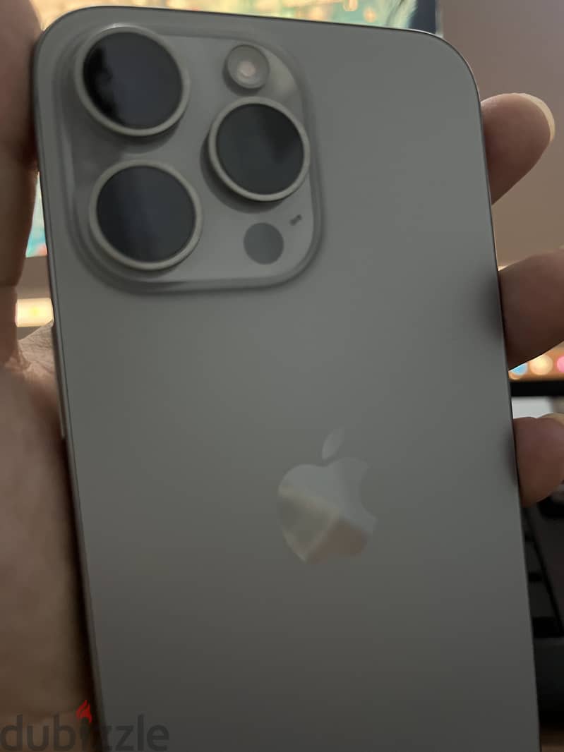 Apple - iPhone 15 Pro Max 1