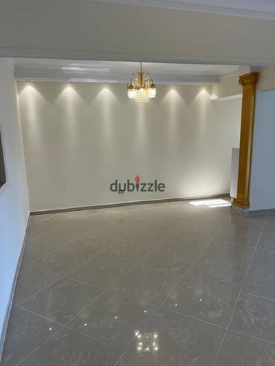 Apartment in Al-Ajouz Street, Nile Al-Abyad, fourth floor, 175 meters net, super lux finishing, required 6.5 million 3 rooms 1 bathroom kitchen