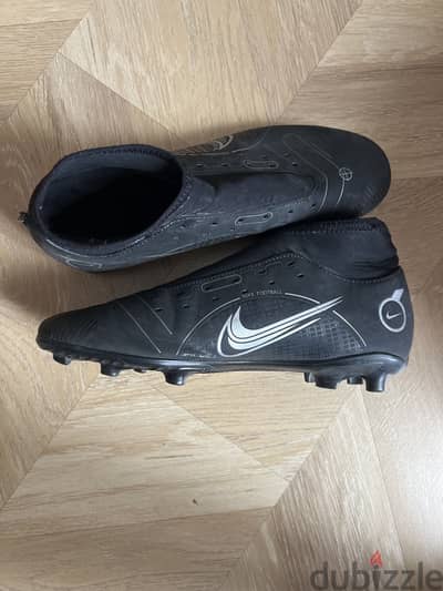 Nike Mercurial Superfly 8 Club Multi-Ground (MG) football boots