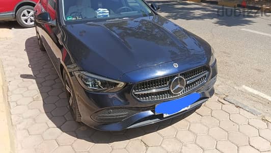 Mercedes-Benz C200 2022: almost new مرسيدس بنز سي 200